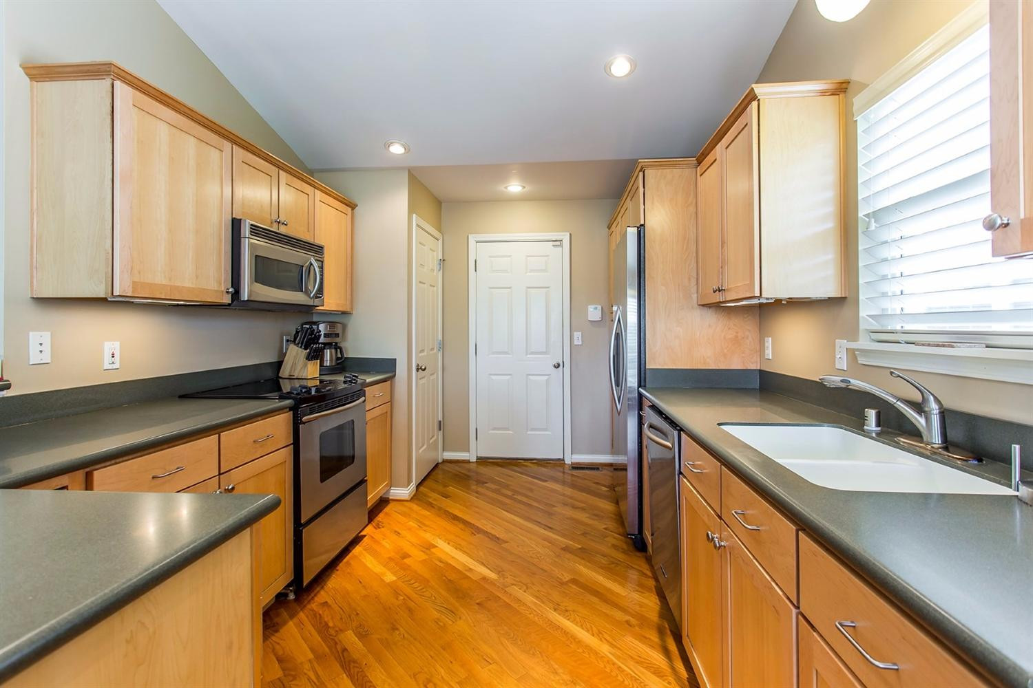 3033 Adwalton Road Lexington, KY 40509 - Photo 10 of 37 Photo 10