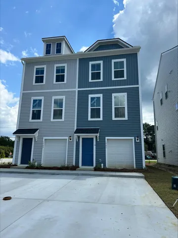 $315,490 | 4633 Forest Hills Drive, Unit 1404, North Charleston, SC 29418