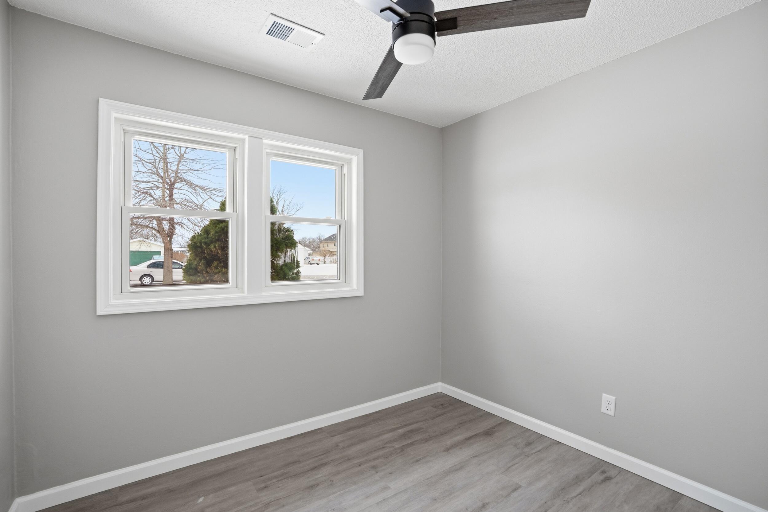 1803 North Indiana Street Griffith, IN 46319 - Photo 18 of 29 2500x1667