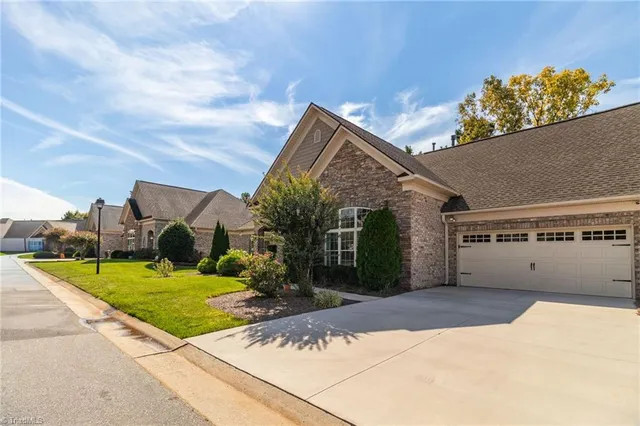 $459,900 | 6901 Stone Gables Drive, Thomasville, NC 27360