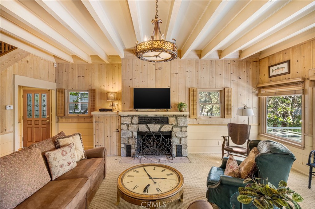 244 John Muir Road Lake Arrowhead, CA 92352 - Photo 4 of 53