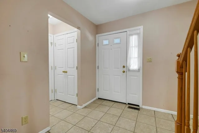 $725,000 | 40 White Meadow Road, Rockaway, NJ 07866