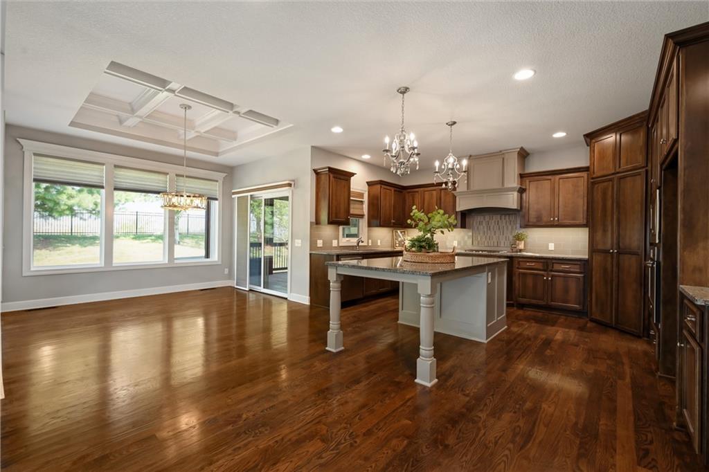 190 Southwest Roosevelt Ridge Lee's Summit, MO 64081 - Photo 13 of 39 Gallery Image 13