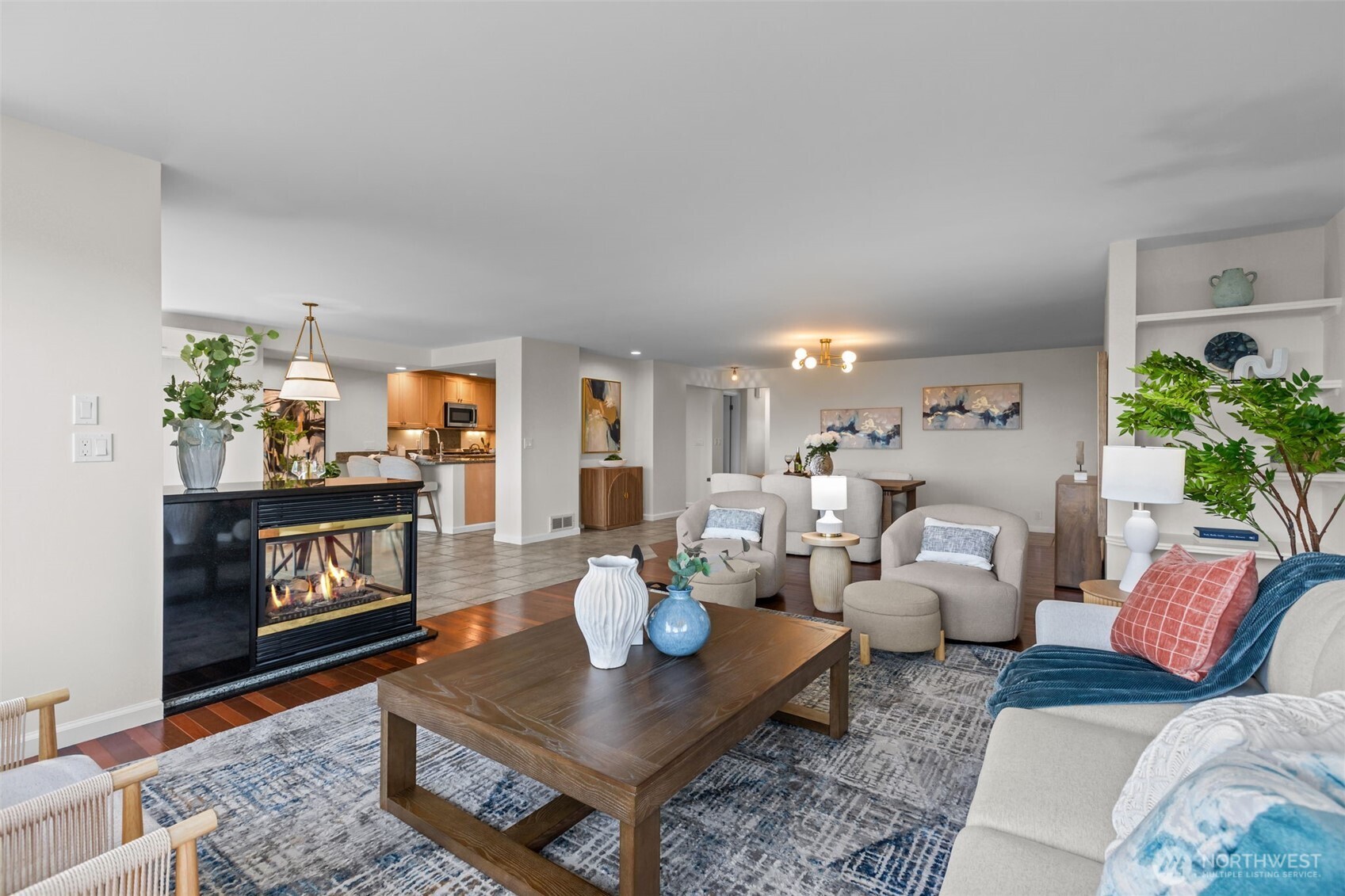 4105 Southwest 109th Street Seattle, WA 98146 - Photo 4 of 40