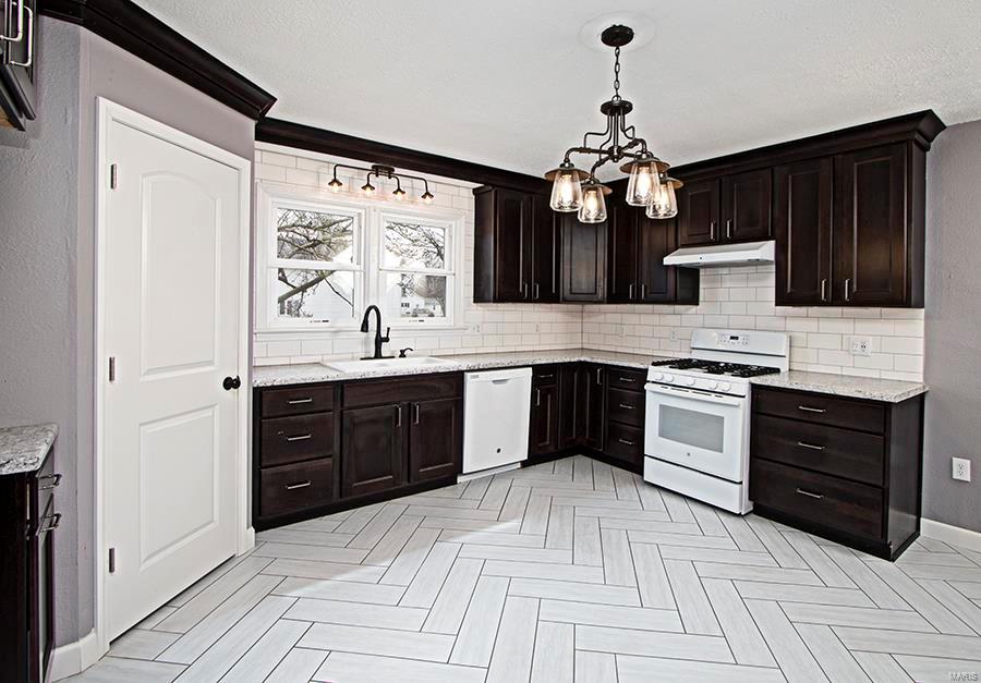 701 Carlyle Road Bartelso, IL 62218 - Photo 3 of 43 Gallery Image 3