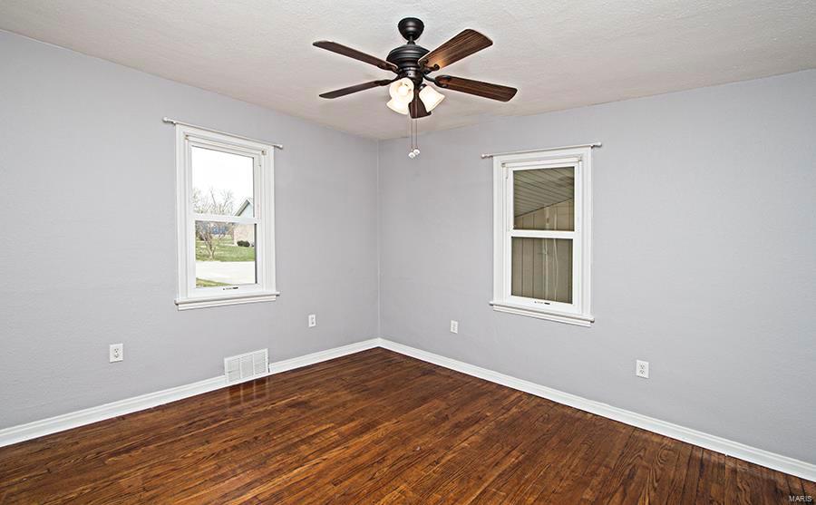 701 Carlyle Road Bartelso, IL 62218 - Photo 21 of 43 Gallery Image 21