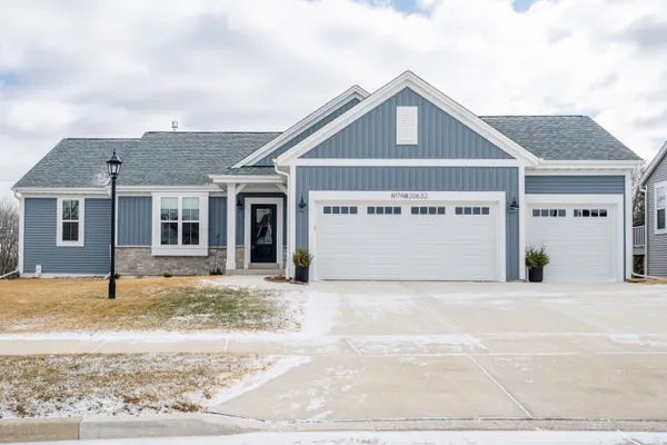 $554,900 | N174-w20632 Laurel Springs Circle, Jackson, WI 53037
