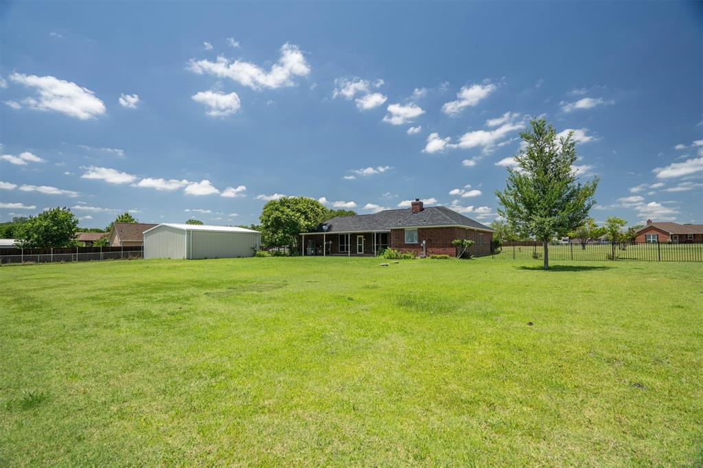 697 Meadowview Circle Van Alstyne, TX 75495 - Photo 24 of 25