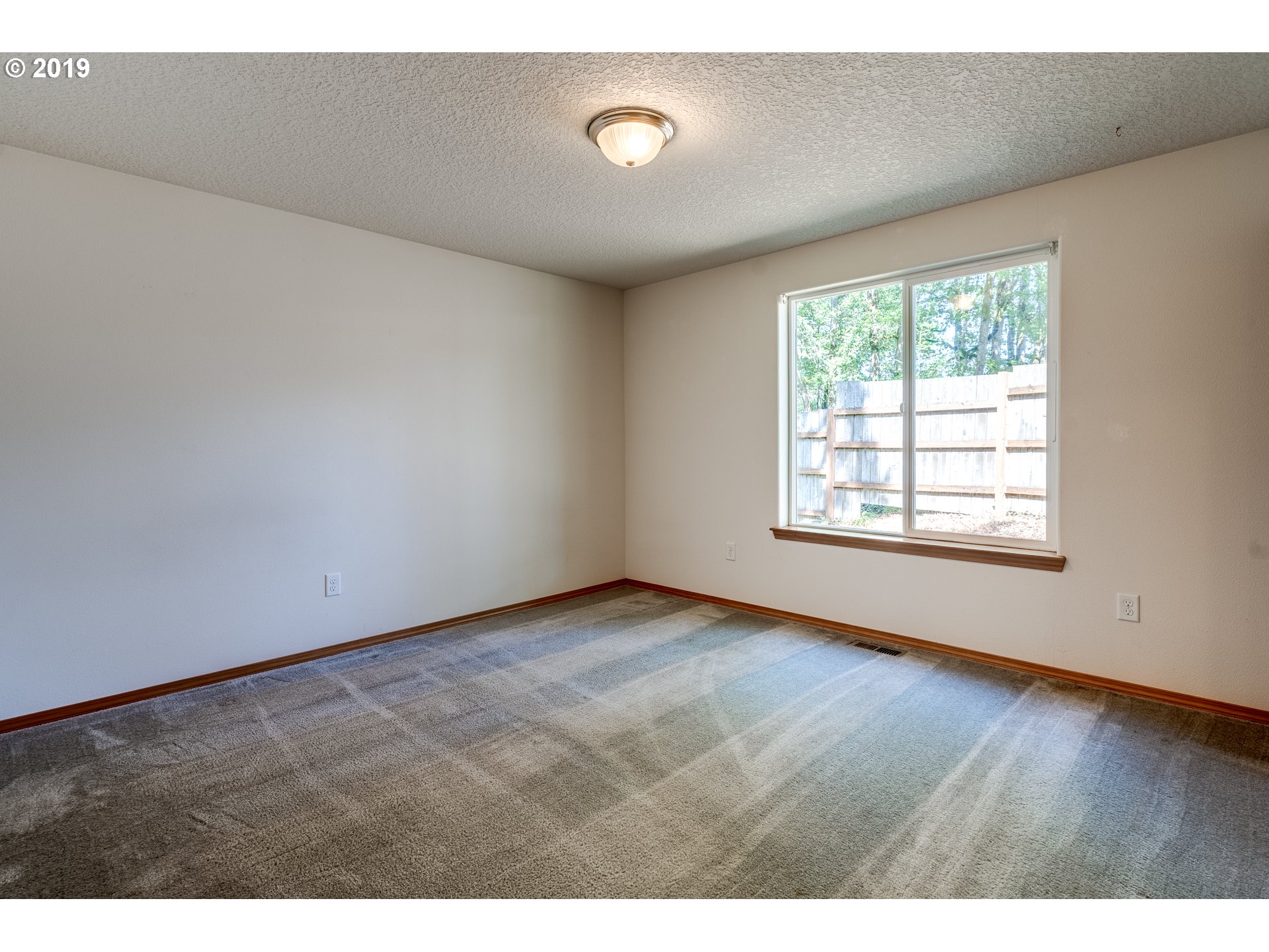 31269 South Wright Road Molalla, OR 97038 - Photo 27 of 32 Bedroom