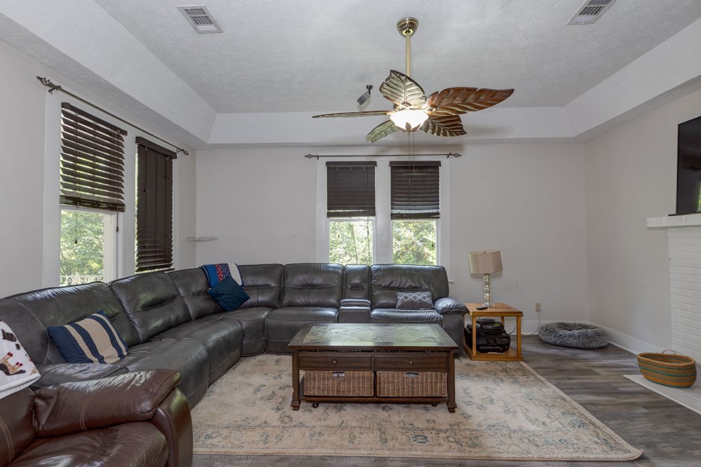 3013 Norris Road Columbus, GA 31907 - Photo 13 of 37 Living Room