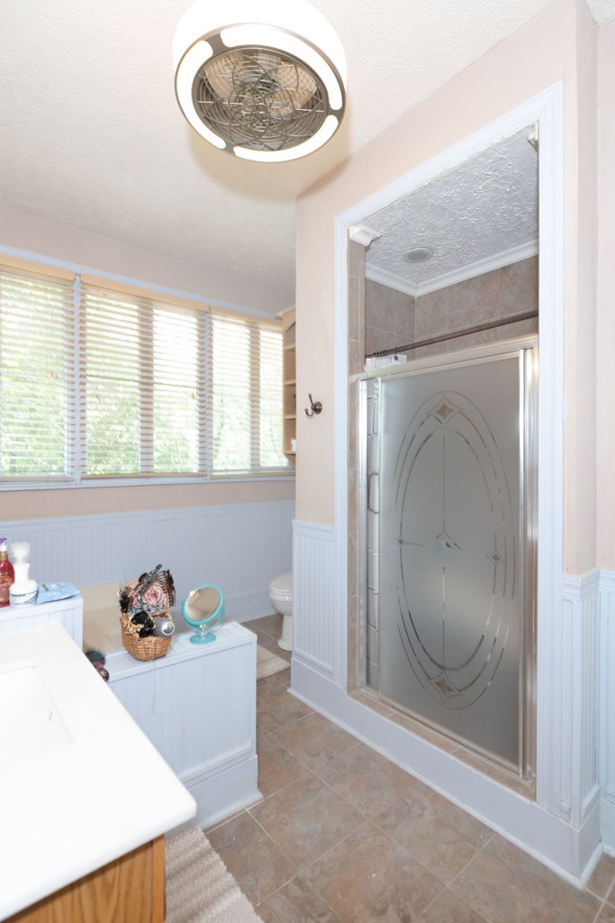 3013 Norris Road Columbus, GA 31907 - Photo 19 of 37 Separate Shower