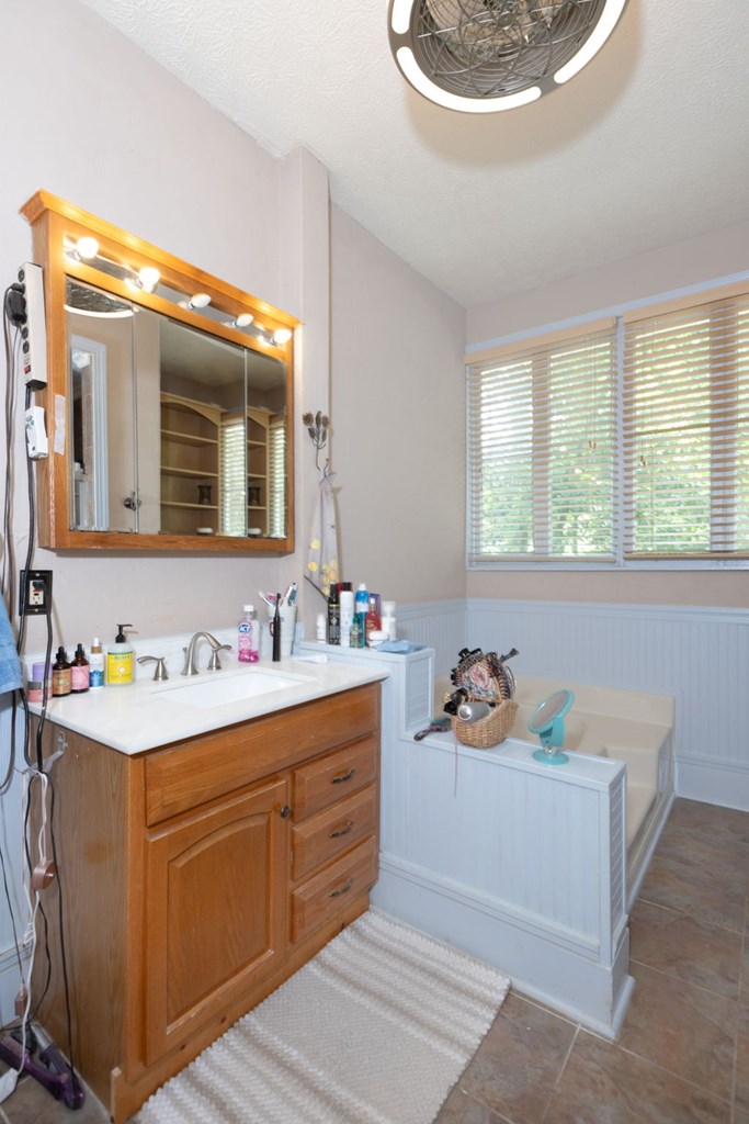 3013 Norris Road Columbus, GA 31907 - Photo 23 of 37 Primary Bathroom