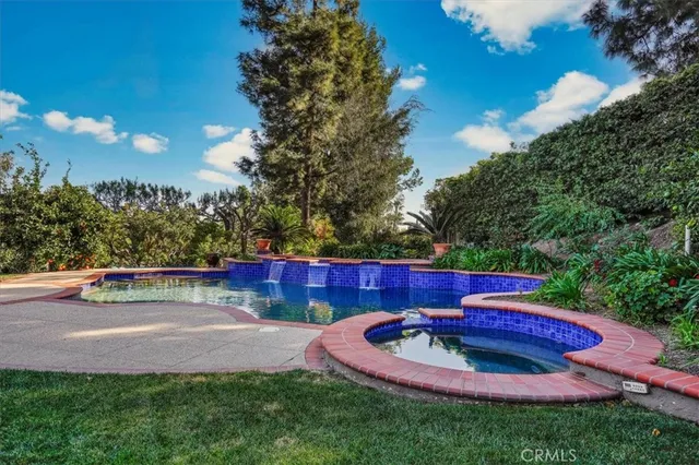 $3,995,000 | 10972 Furlong Drive, North Tustin, CA 92705