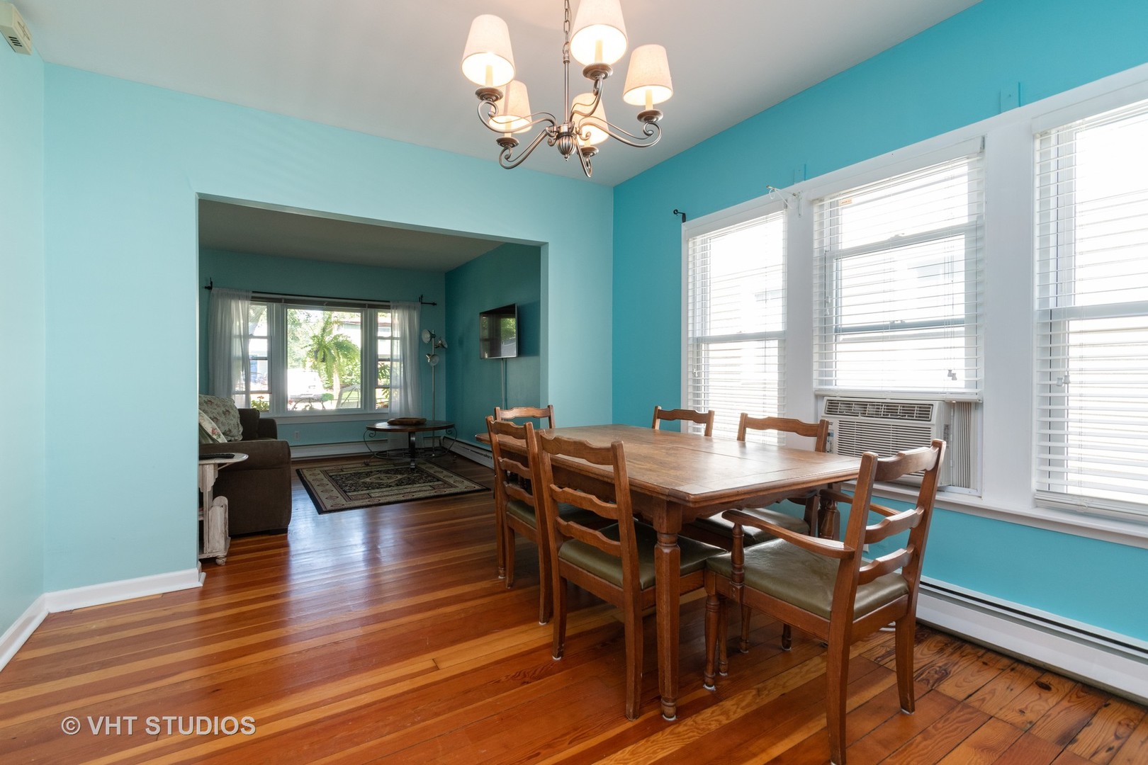 1439 Linden Road Homewood, IL 60430 - Photo 4 of 12