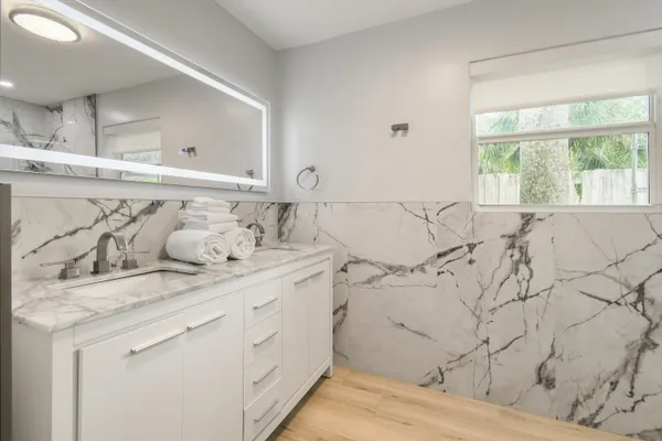 $4,200 | 400 Tequesta Drive, Tequesta, FL 33469