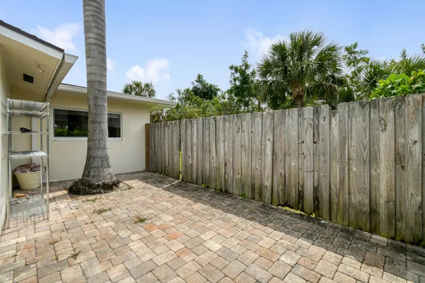 $4,200 | 400 Tequesta Drive, Tequesta, FL 33469
