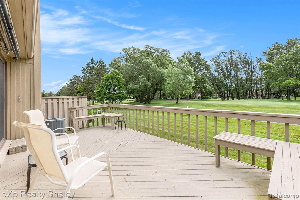 660 Tennyson Rochester Hills, MI 48307 - Photo 23 of 29 Gallery Image 23