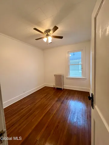 $1,675 | 83 Arnold Avenue, Unit SECOND, Amsterdam, NY 12010