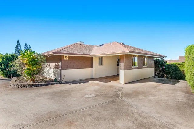 $1,950,000 | 33 Puakea Place, Kula, HI 96790