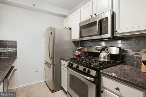 $550,000 | 7111 Woodmont Avenue, Unit 709, Bethesda, MD 20815