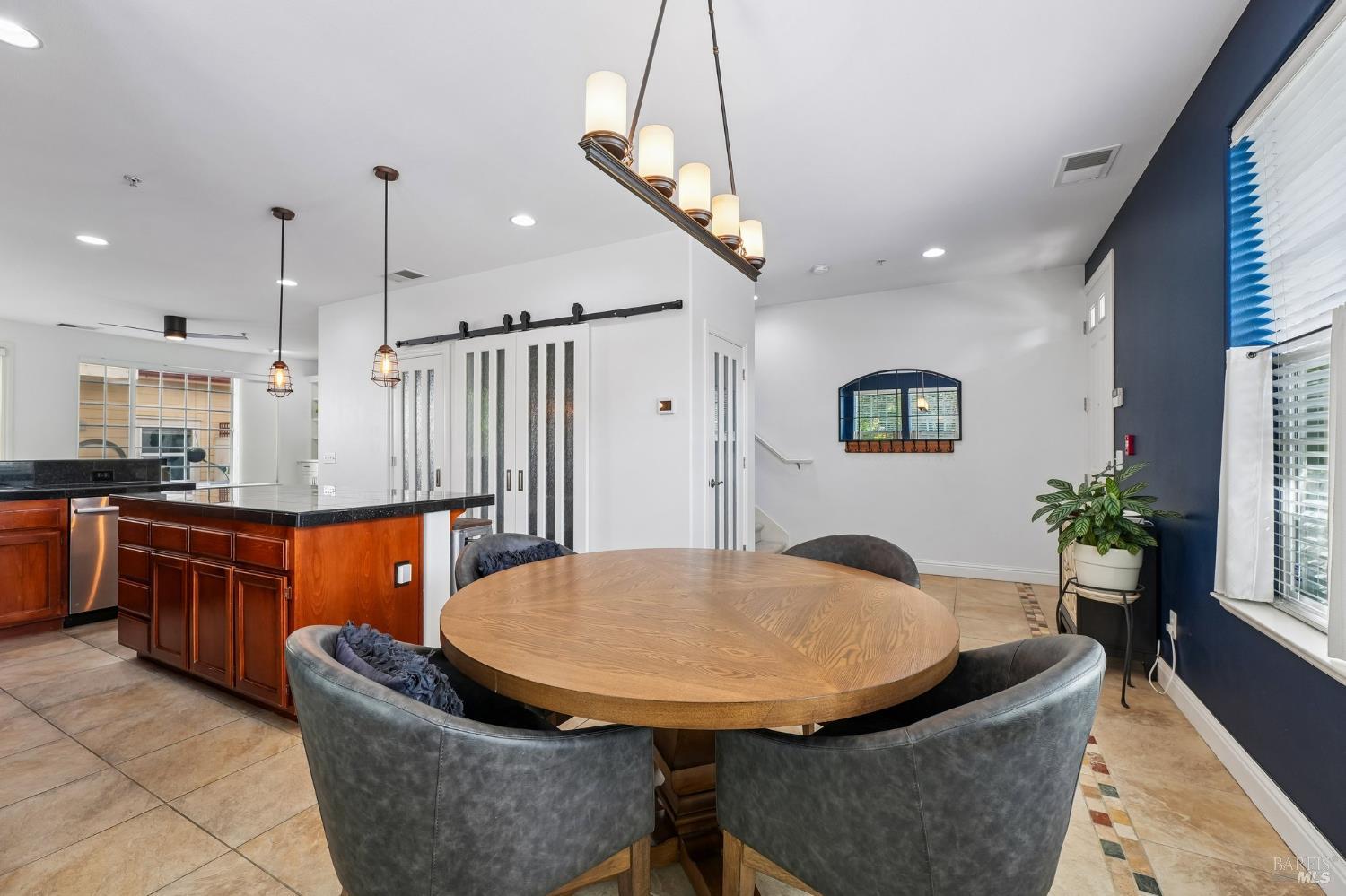 9141 Windsor Road Windsor, CA 95492 - Photo 14 of 39