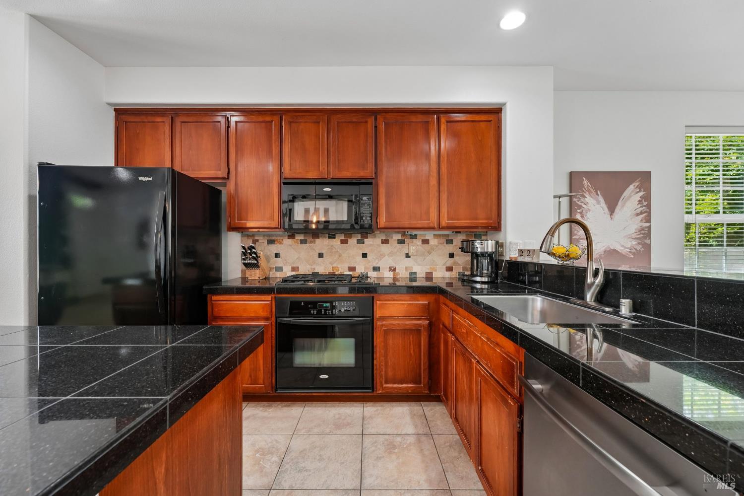9141 Windsor Road Windsor, CA 95492 - Photo 18 of 39