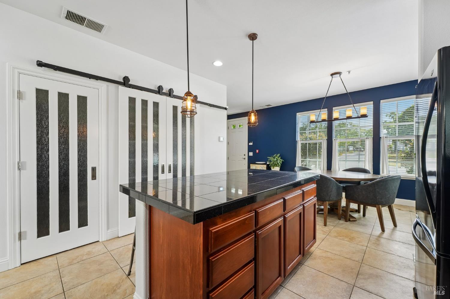 9141 Windsor Road Windsor, CA 95492 - Photo 19 of 39