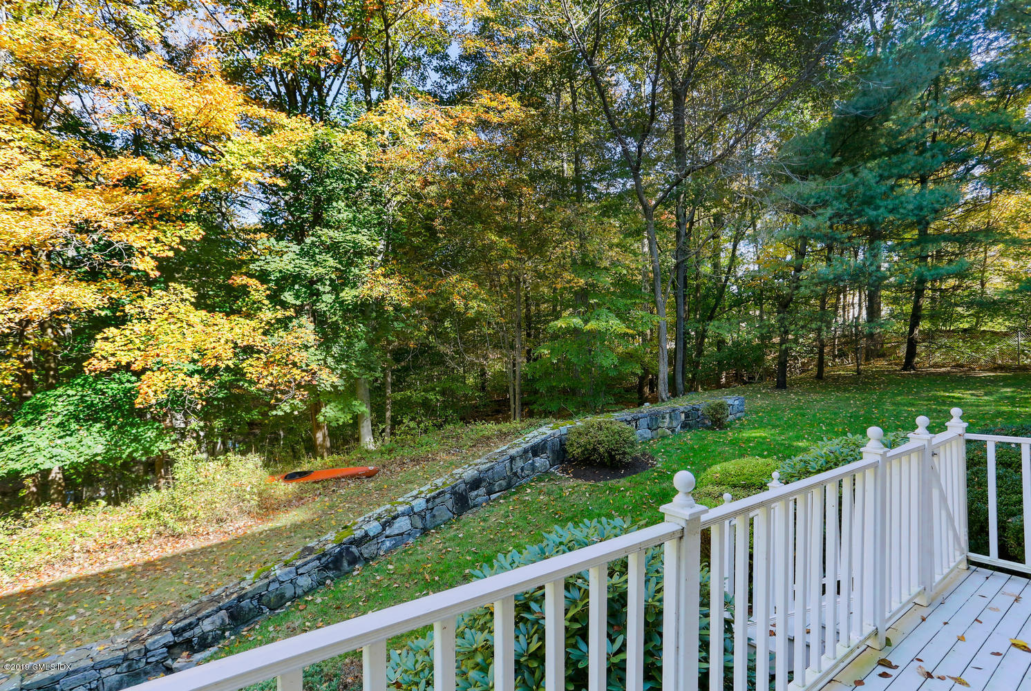 333 Palmer Hill Road, Unit 3C Riverside, CT 06878 - Photo 27 of 36 a view of a garden and deck