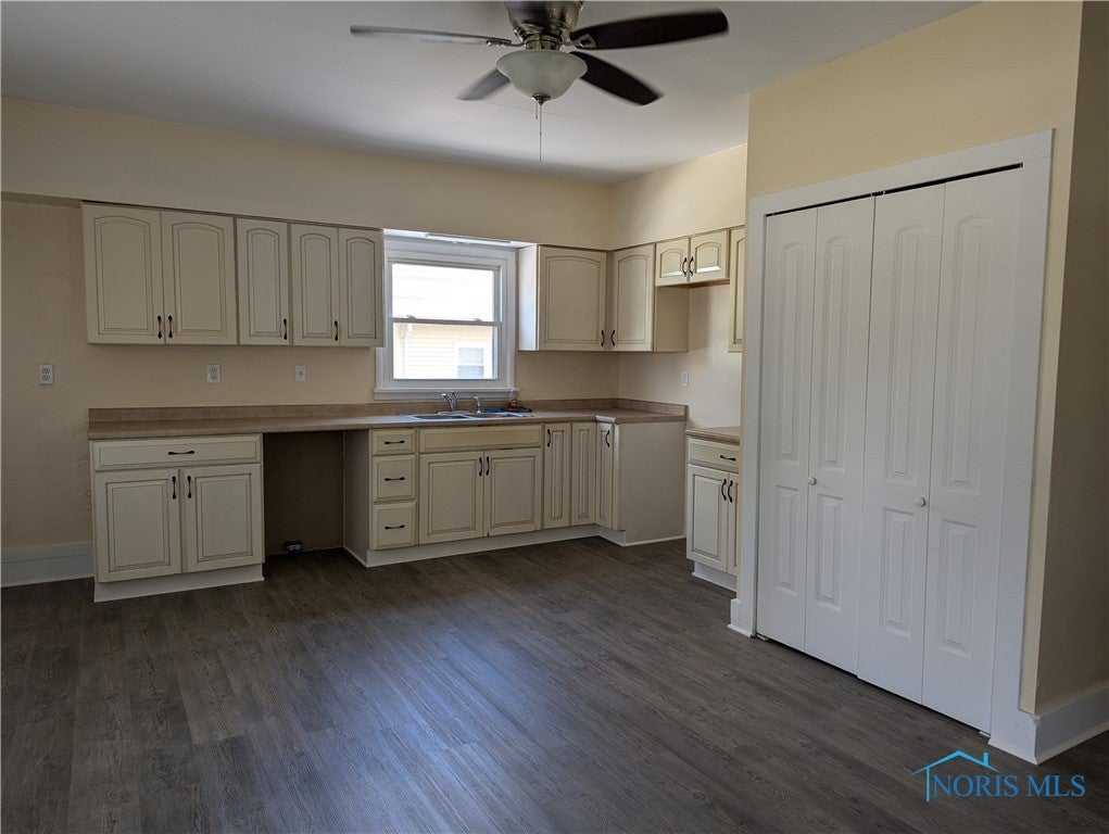 2149 Napoleon Road Fremont, OH 43420 - Photo 3 of 14 Gallery Image 3