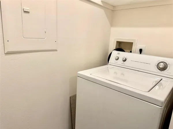 $1,500 | 455 Alt 19, Unit 13, Palm Harbor, FL 34683