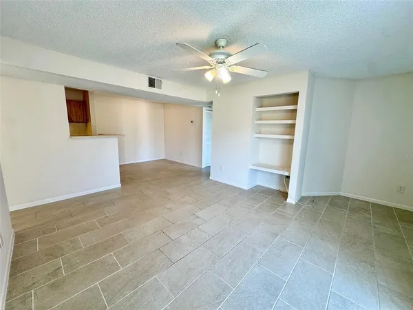 $1,500 | 455 Alt 19, Unit 13, Palm Harbor, FL 34683