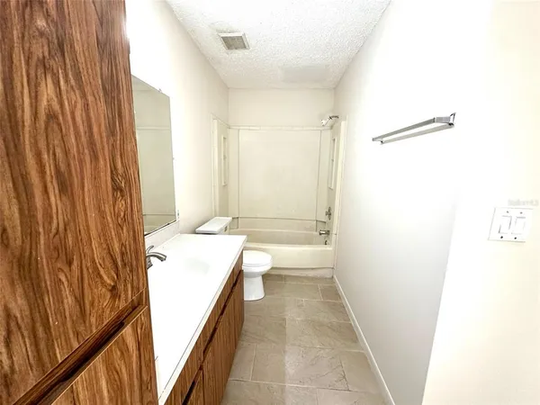 $1,500 | 455 Alt 19, Unit 13, Palm Harbor, FL 34683