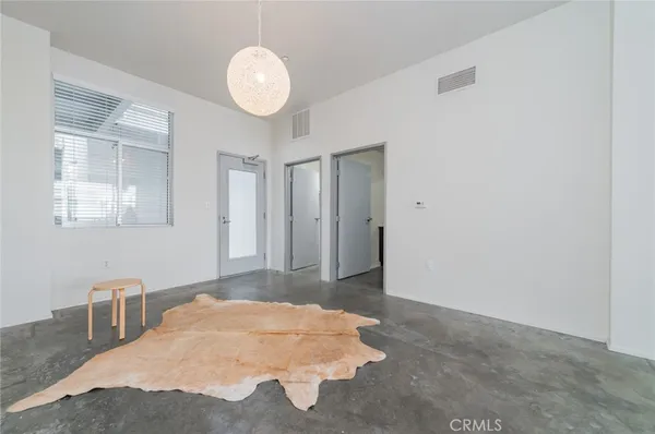 $659,999 | 116 South Harbor Boulevard, Unit 102, Anaheim, CA 92805