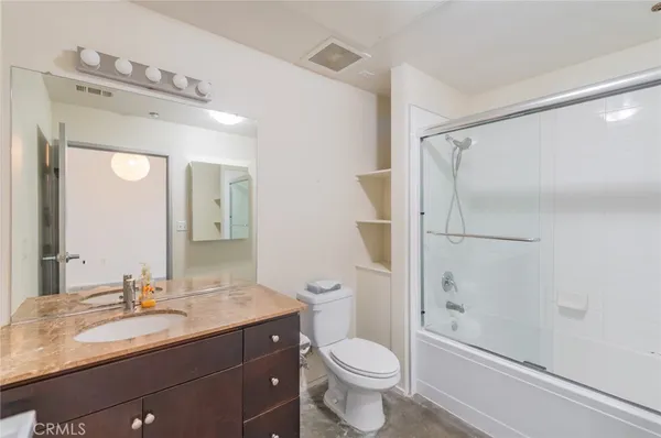 $659,999 | 116 South Harbor Boulevard, Unit 102, Anaheim, CA 92805