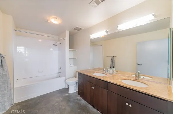 $659,999 | 116 South Harbor Boulevard, Unit 102, Anaheim, CA 92805