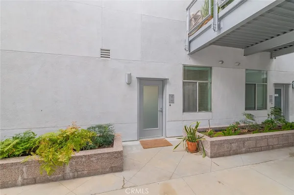 $659,999 | 116 South Harbor Boulevard, Unit 102, Anaheim, CA 92805