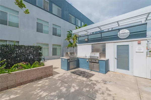 $659,999 | 116 South Harbor Boulevard, Unit 102, Anaheim, CA 92805