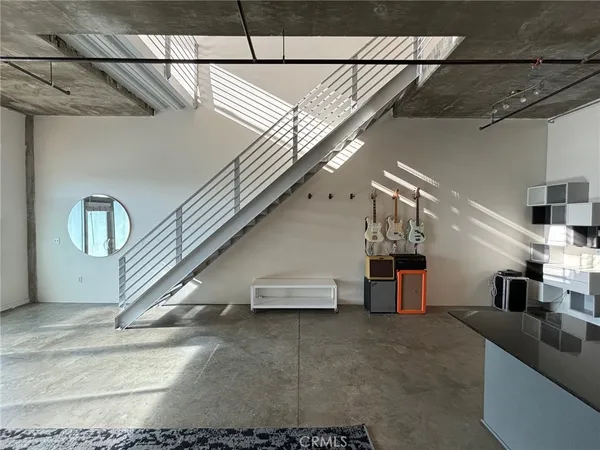 $659,999 | 116 South Harbor Boulevard, Unit 102, Anaheim, CA 92805