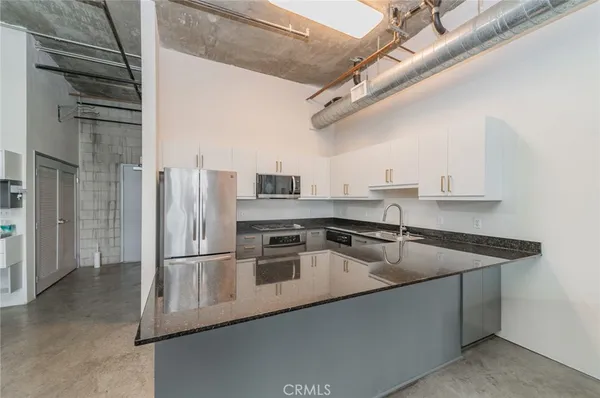 $659,999 | 116 South Harbor Boulevard, Unit 102, Anaheim, CA 92805
