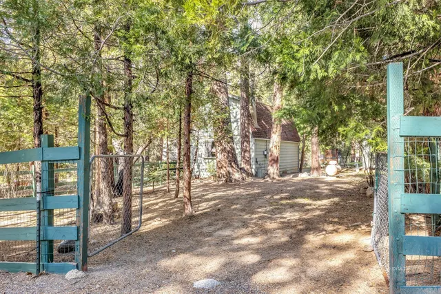 $350,000 | 54820 South Circle Drive, Idyllwild, CA 92549