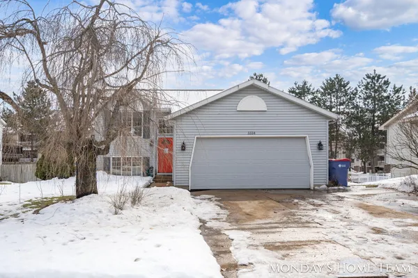 $360,000 | 3334 Hazelnut Drive Northwest, Grand Rapids, MI 49504