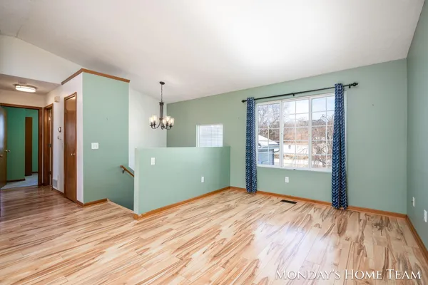 $360,000 | 3334 Hazelnut Drive Northwest, Grand Rapids, MI 49504