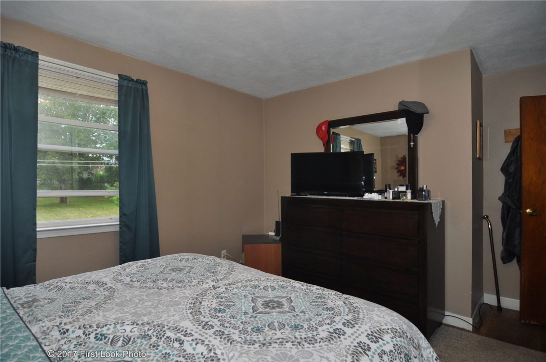 32 Detroit Avenue Warren, RI 02885 - Photo 15 of 30 Gallery Image 15