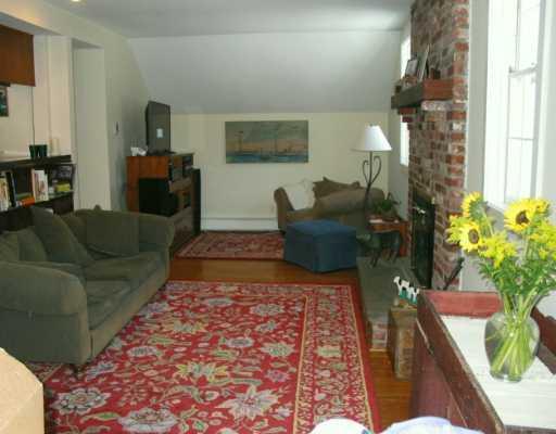 144 Elmdale Road Scituate, RI 02857 - Photo 4 of 8 Living Room.