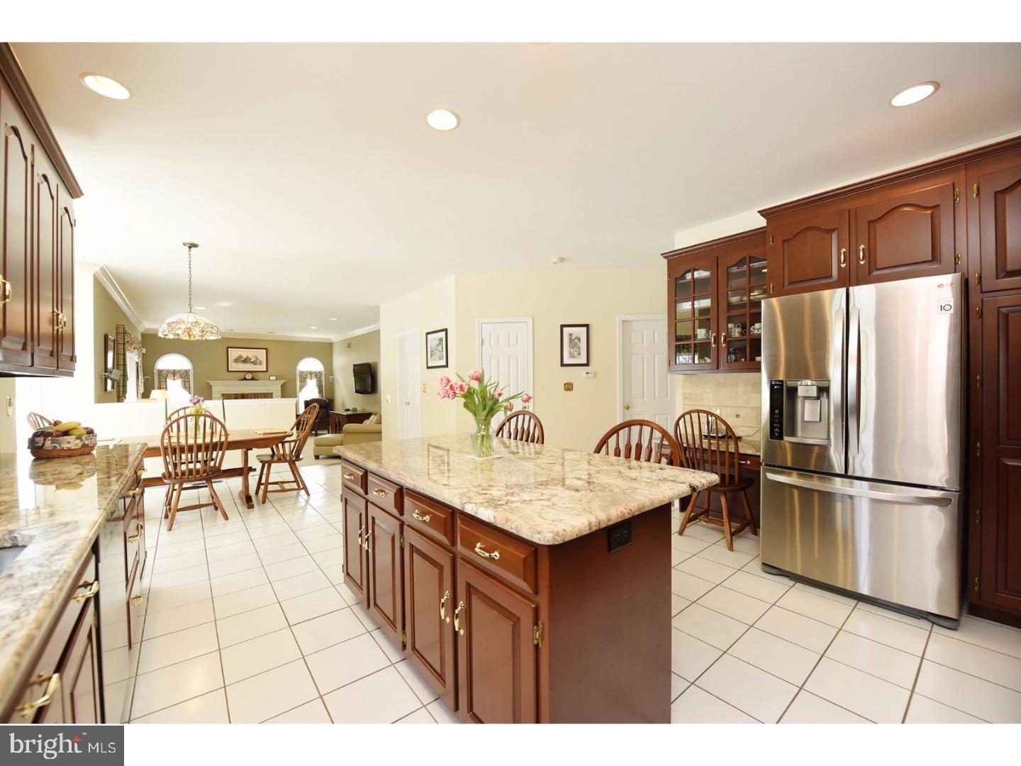 141 Ridgeview Drive Pottstown, PA 19465 - Photo 6 of 25 Kitchen