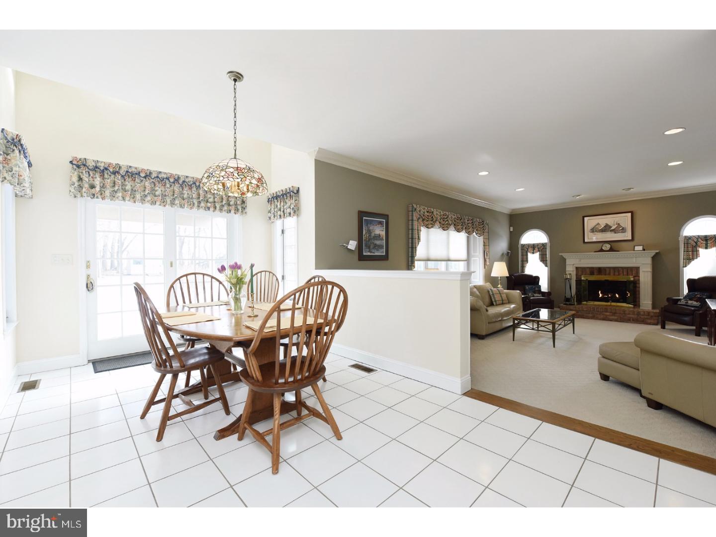 141 Ridgeview Drive Pottstown, PA 19465 - Photo 9 of 25 Breakfast Room