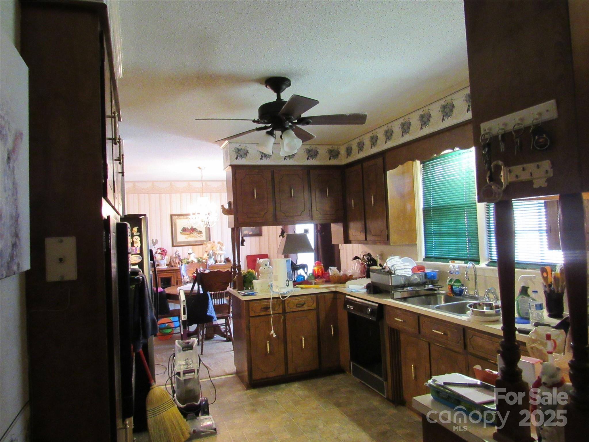 1009 Springs Road Lincolnton, NC 28092 - Photo 4 of 4