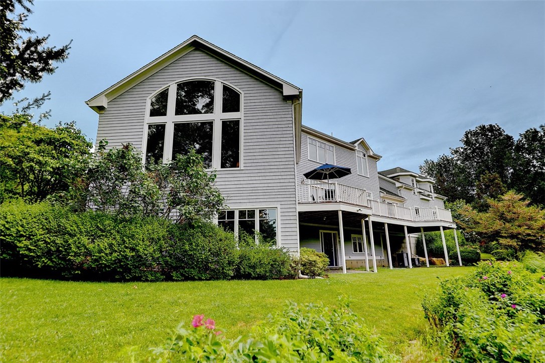19 Jacobs Point Road Warren, RI 02885 - Photo 7 of 36