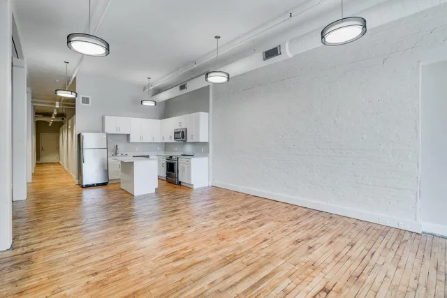 $1,600 | 340 North Sibley Street, Unit 218, St. Paul, MN 55101