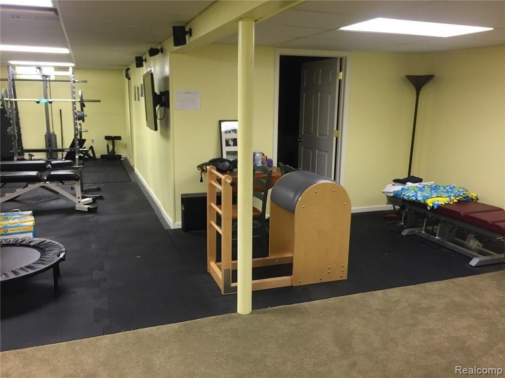 9732 Van Buren Road Fowlerville, MI 48836 - Photo 13 of 18 13.JPG